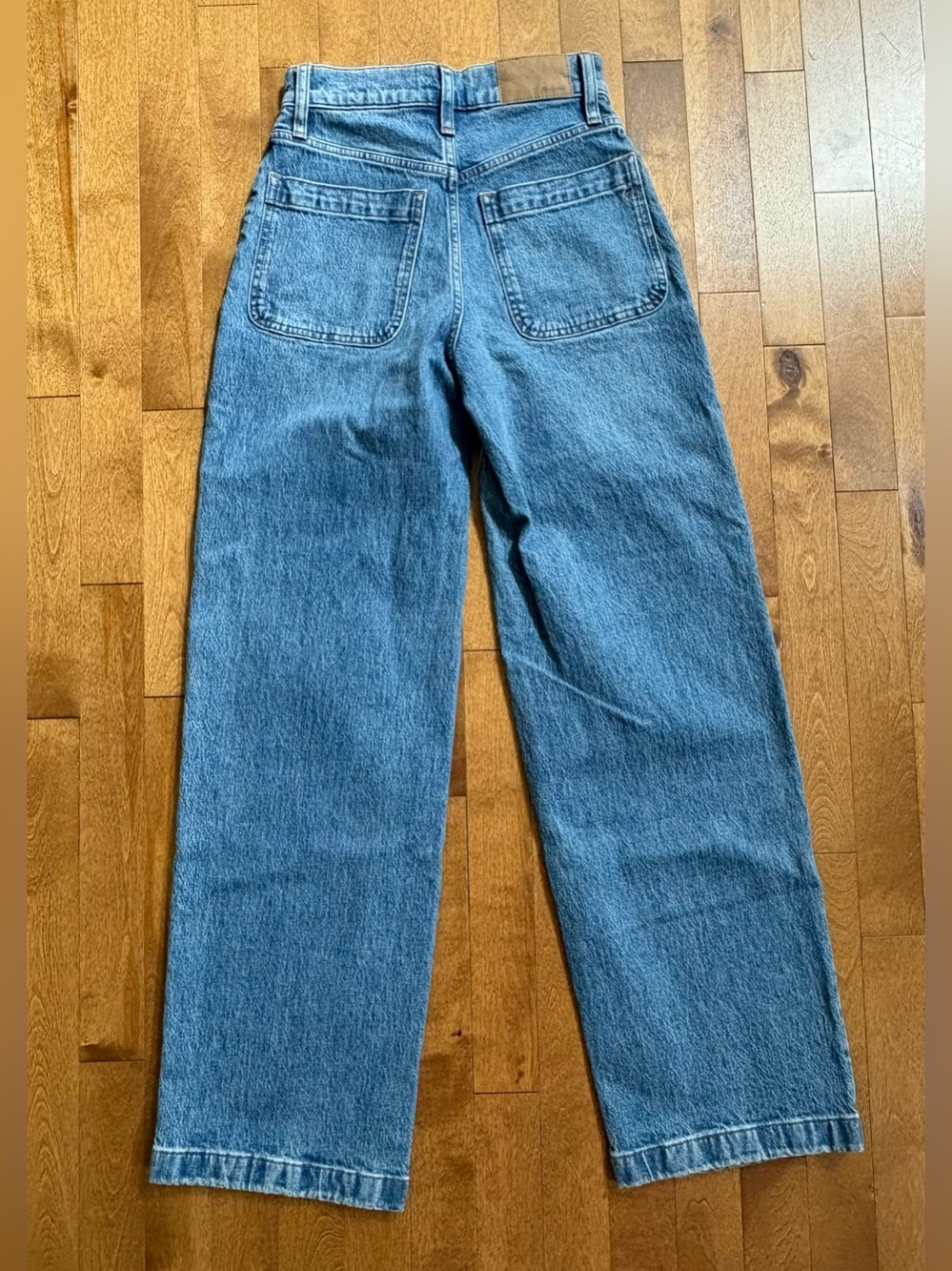 Madewell "The Perfect Vintage" Wide-Leg Patch Pocket Jeans (Size 23) - Picture 2 of 9